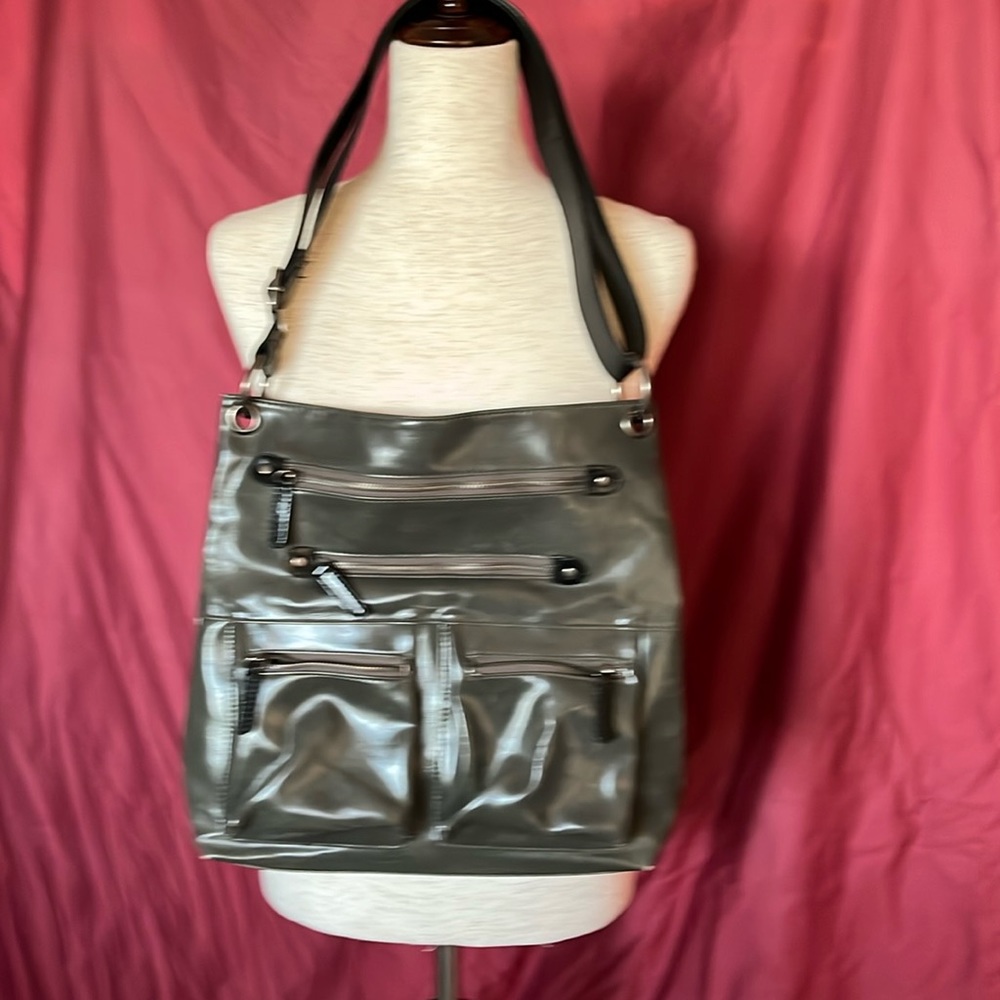 shiraleah chicago stay leather shoulder bag